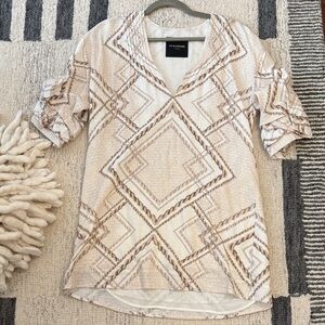 Le Superbe Cream Geometric V-Neck Tunic Worn once ✨